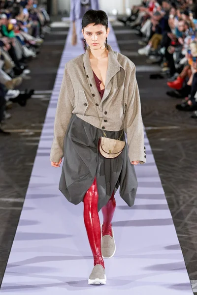 Look 7